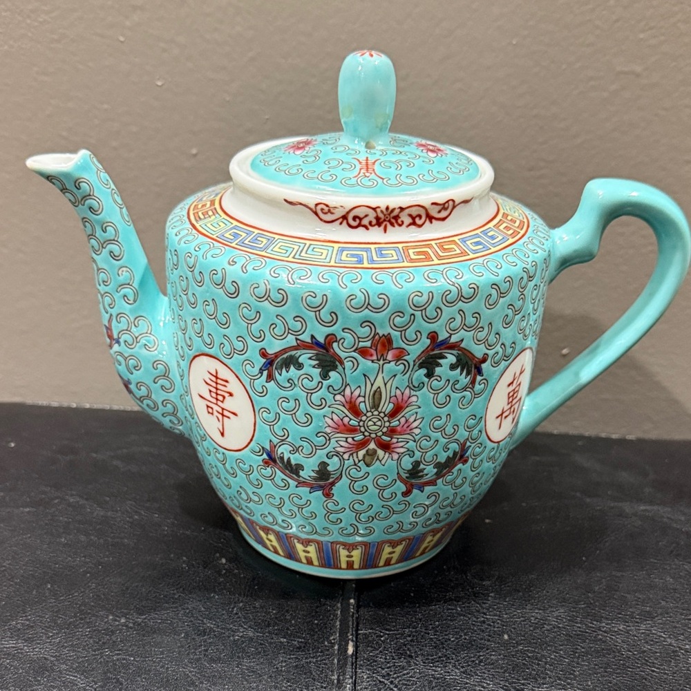 Chinese Porcelain Mun Shou Famille Rose Longevity Turquoise Teapot